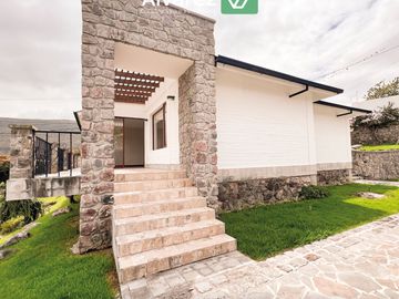 Venta de casa en Imbaya