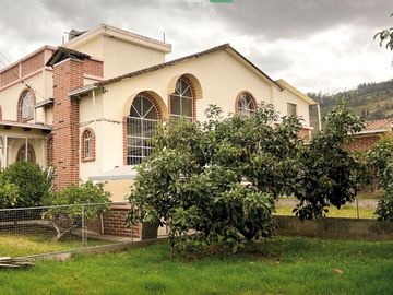 PROPIEDAD DE VENTA EN LA VICTORIA