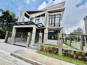 Airy Bright Contemporary Brand New House and Lot with Pool for Sale in Tagaytay City