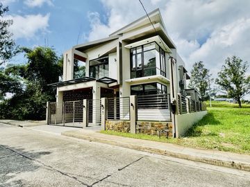 Airy Bright Contemporary Brand New House and Lot with Pool for Sale in Tagaytay City
