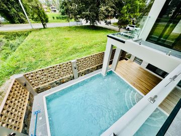 Airy Bright Contemporary Brand New House and Lot with Pool for Sale in Tagaytay City