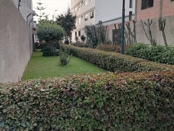 VENTA DE HERMOSA CASA EN ZONA EXCLUSIVA DE SURCO