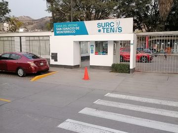 VENTA DE HERMOSA CASA EN ZONA EXCLUSIVA DE SURCO