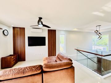 Rest house with SEPARATE villas for Airbnb for Sale! 2 houses total! 2 HOUSES!