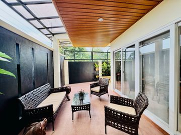 Rest house with SEPARATE villas for Airbnb for Sale! 2 houses total! 2 HOUSES!