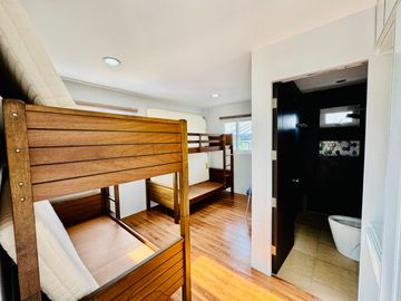 Rest house with SEPARATE villas for Airbnb for Sale! 2 houses total! 2 HOUSES!