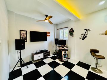 Rest house with SEPARATE villas for Airbnb for Sale! 2 houses total! 2 HOUSES!