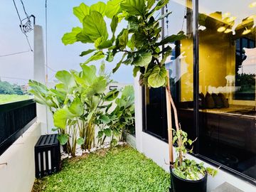 Modern 2Storey Fully Furnished Corner House and Lot for Sale in Tagaytay City