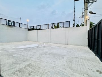 Modern 2Storey Fully Furnished Corner House and Lot for Sale in Tagaytay City