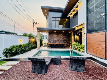 Modern 2Storey Fully Furnished Corner House and Lot for Sale in Tagaytay City