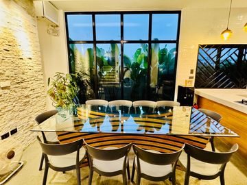 Modern 2Storey Fully Furnished Corner House and Lot for Sale in Tagaytay City