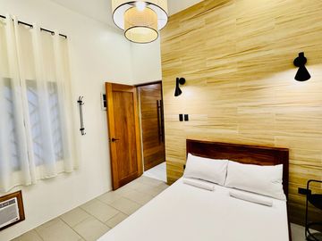 Modern 2Storey Fully Furnished Corner House and Lot for Sale in Tagaytay City