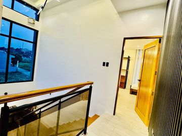 Modern 2Storey Fully Furnished Corner House and Lot for Sale in Tagaytay City