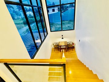 Modern 2Storey Fully Furnished Corner House and Lot for Sale in Tagaytay City
