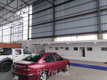 Alquiler De Local Industrial En Santa Anita 1948 M2