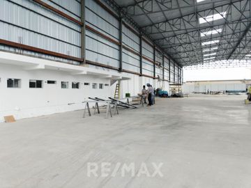 Alquiler De Local Industrial En Santa Anita 1766 M2