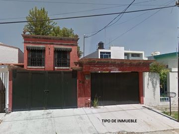 Excelente casa en Remante Bancario ¡¡¡Imagine duplicar su inversión a corto plazo!!!