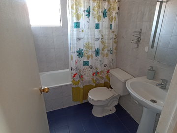 Venta de Casa de 142m2 en un Terreno de 221m2, Peñalolén