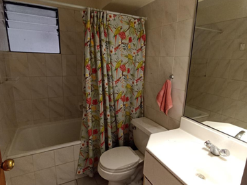 Venta de Casa de 142m2 en un Terreno de 221m2, Peñalolén