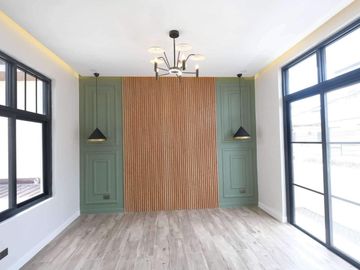 FOR SALE NEWLY BUILT MARVELOUS DESIGN 3 STOREY HOUSE IN GREENWOODS EXECUTIVE VILLAGE