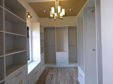 FOR SALE NEWLY BUILT MARVELOUS DESIGN 3 STOREY HOUSE IN GREENWOODS EXECUTIVE VILLAGE