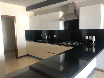 DEPARTAMENTO EN VENTA EN LOMAS ALTAS