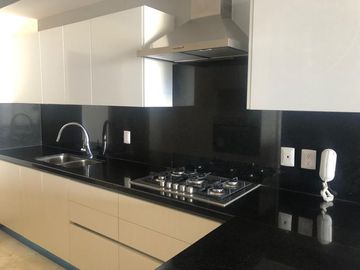 DEPARTAMENTO EN VENTA EN LOMAS ALTAS