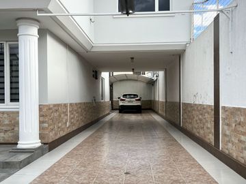 PROPIEDAD DE VENTA EN LA QUINTA