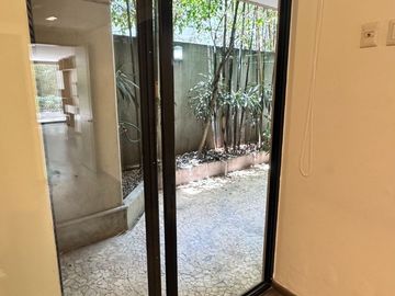 ¡Precio de Oportunidad! Con 200m2, Dos Recamaras con 2.5 Baños.