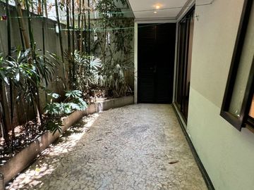 ¡Precio de Oportunidad! Con 200m2, Dos Recamaras con 2.5 Baños.