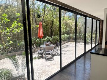¡Precio de Oportunidad! Con 200m2, Dos Recamaras con 2.5 Baños.