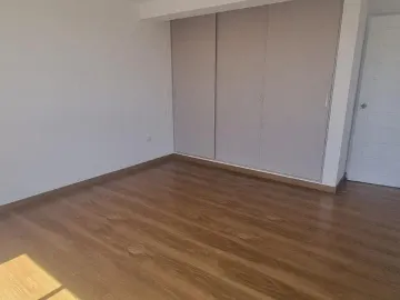 ESTUPENDO DUPLEX TIPO CASA DE ESTRENO EN YANAHUARA. NO PAGA ALCABALA