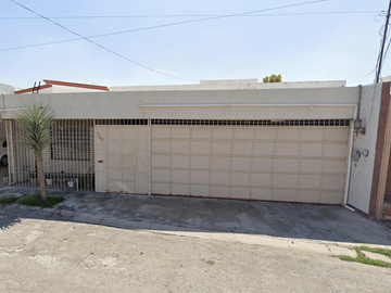 Casa En Venta En Torreón, PRECIO DE SUPER OFERTA PREGUNTA!!!
