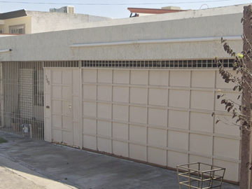 Casa En Venta En Torreón, PRECIO DE SUPER OFERTA PREGUNTA!!!