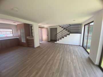 CASA DE VENTA EN LA MORITA TUMBACO 3 DORMITORIOS