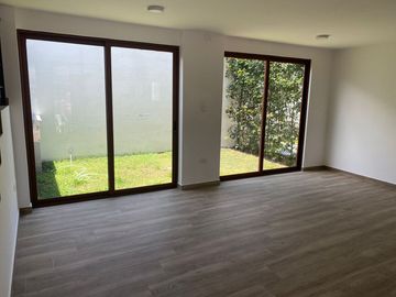 CASA DE VENTA EN LA MORITA TUMBACO 3 DORMITORIOS