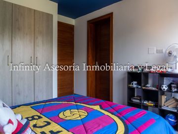 CASA EN VENTA TUMBACO