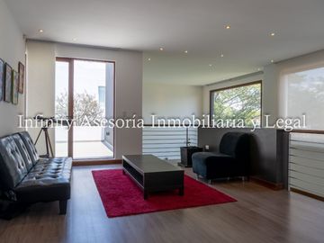 CASA EN VENTA TUMBACO