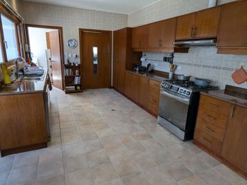 CASA DE VENTA PIFO DENTRO DE URBANIZACION
