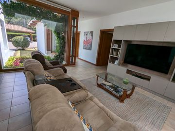 CASA DE VENTA PIFO DENTRO DE URBANIZACION