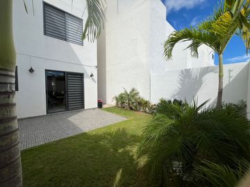 CASA EN VENTA LA RIOJA RESIDENCIAL CANCUN