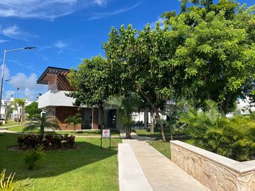CASA EN VENTA LA RIOJA RESIDENCIAL CANCUN