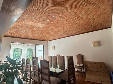 EN VENTA HERMOSA CASA EN UN PISO EN FUENTE DEL ANÁHUAC , VISTAS HERMOSAS