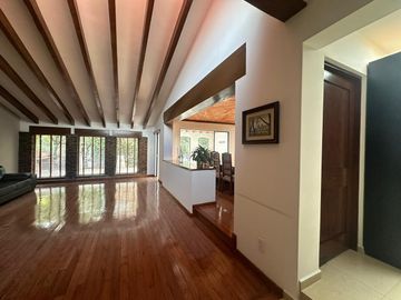 EN VENTA HERMOSA CASA EN UN PISO EN FUENTE DEL ANÁHUAC , VISTAS HERMOSAS