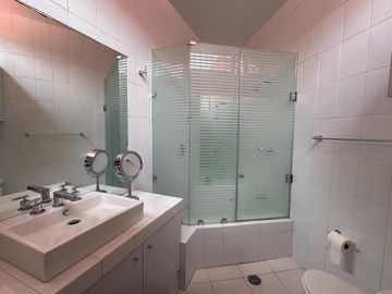 EN VENTA HERMOSA CASA EN UN PISO EN FUENTE DEL ANÁHUAC , VISTAS HERMOSAS