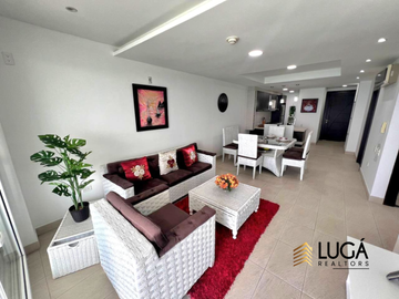 Departamento totalmente amoblado frente al mar en venta, sector playa Murciélago, edificio cuenta con generador de luz propio,  Manta, Ecuador
