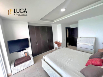 Departamento totalmente amoblado frente al mar en venta, sector playa Murciélago, edificio cuenta con generador de luz propio,  Manta, Ecuador
