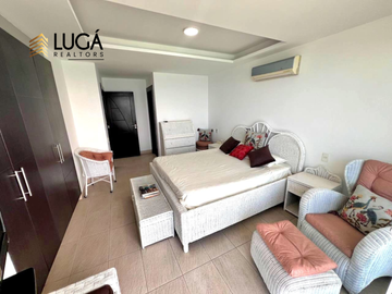 Departamento totalmente amoblado frente al mar en venta, sector playa Murciélago, edificio cuenta con generador de luz propio,  Manta, Ecuador