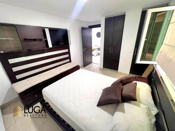 Departamento totalmente amoblado frente al mar en venta, sector playa Murciélago, edificio cuenta con generador de luz propio,  Manta, Ecuador
