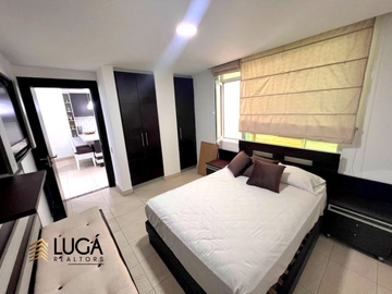 Departamento totalmente amoblado frente al mar en venta, sector playa Murciélago, edificio cuenta con generador de luz propio,  Manta, Ecuador